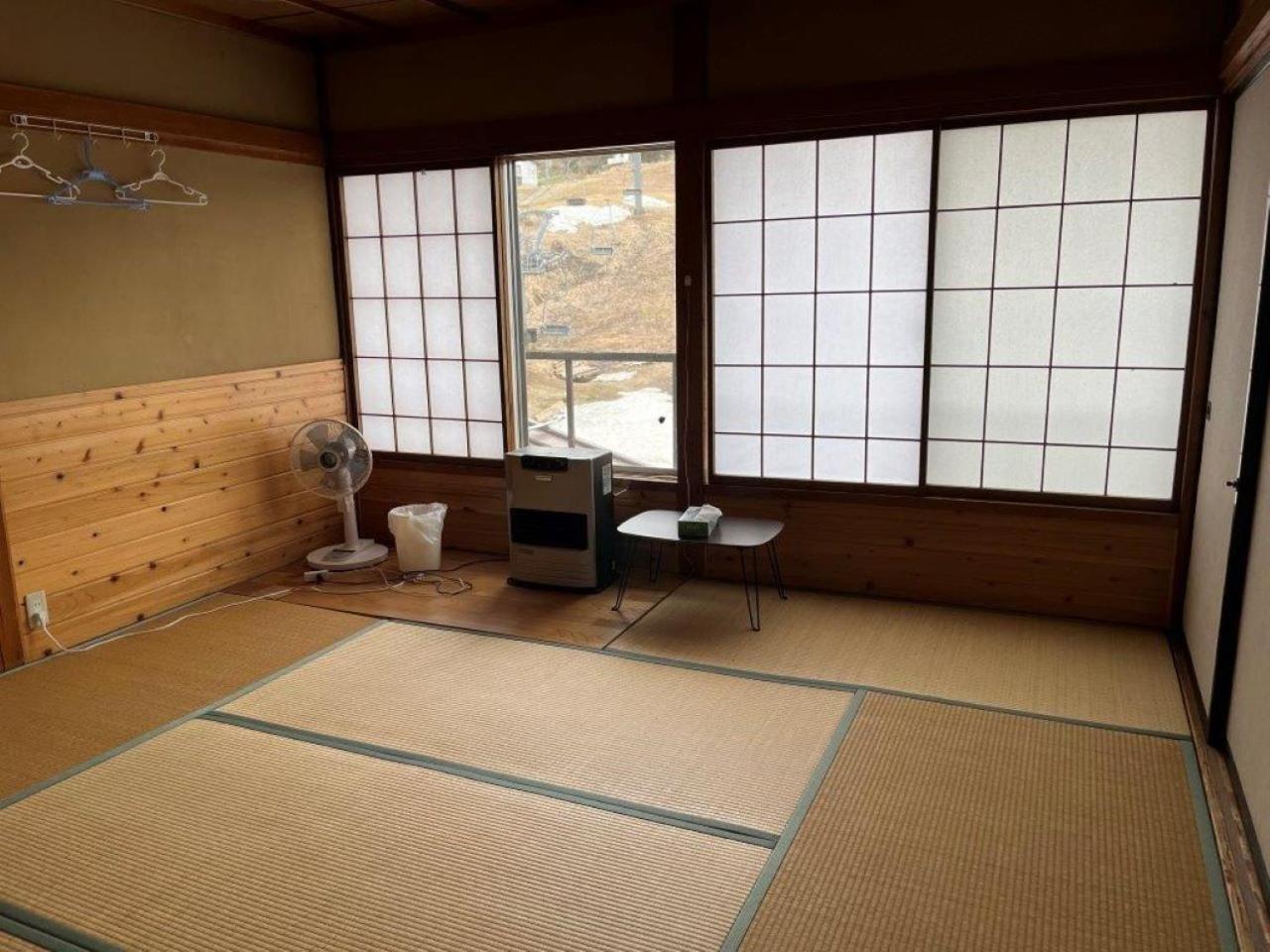 Futago Cabin Minamiuonuma Exterior photo